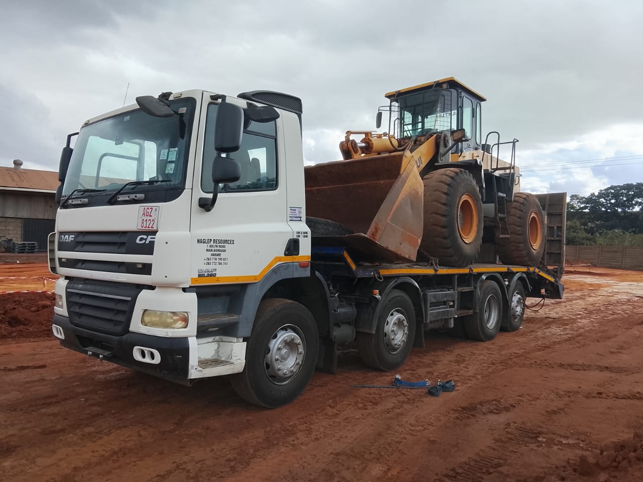 20 tonne Lowbed Hire